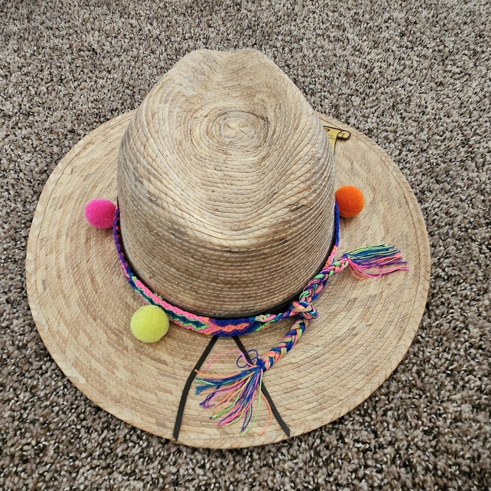 Cintilla de Palma, Authentic Wave Straw Women's Fedora